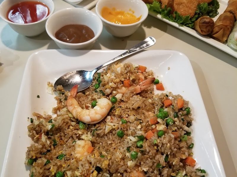 Pho Leo food